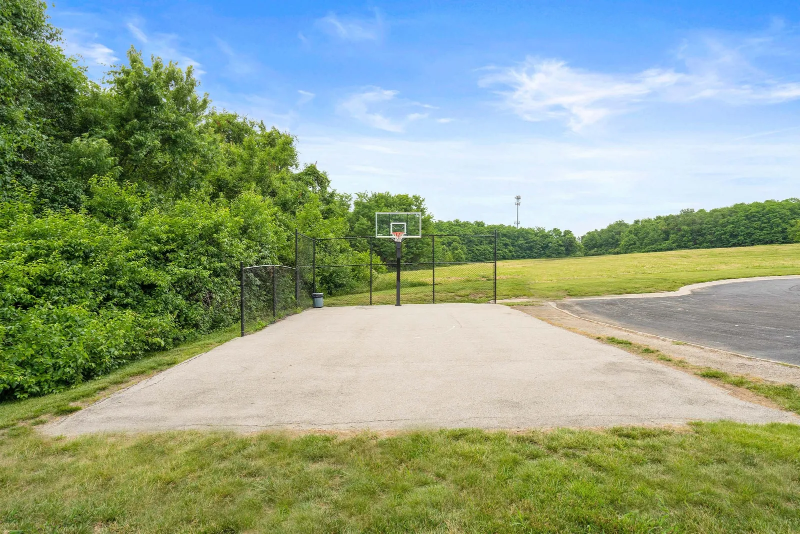The Oaks at Prairie View - a sand volleyball court