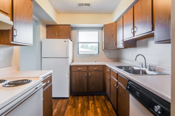 PW 3 Apartment with kitchen in Kansas City