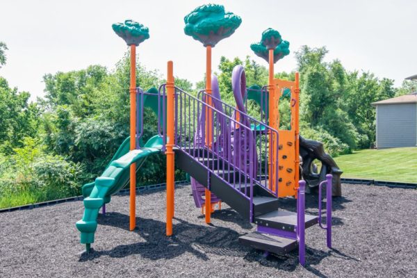 PW 4 Apartment with playground in Kansas City, MO