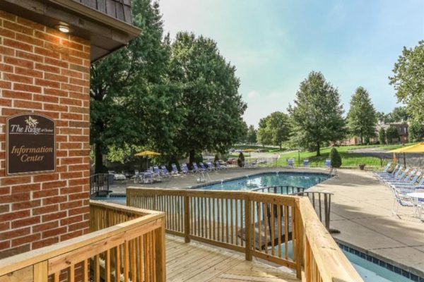 Ridge 3 leasing office in Kansas City, MO